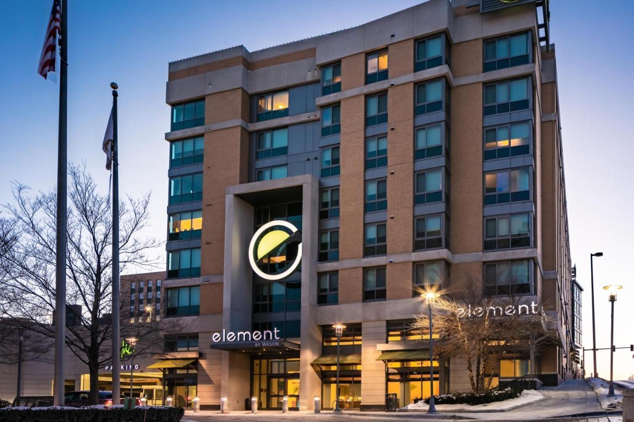 Отель Element Omaha Midtown Crossing Экстерьер фото